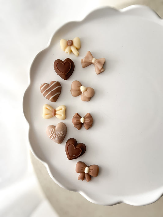 bows & hearts bites